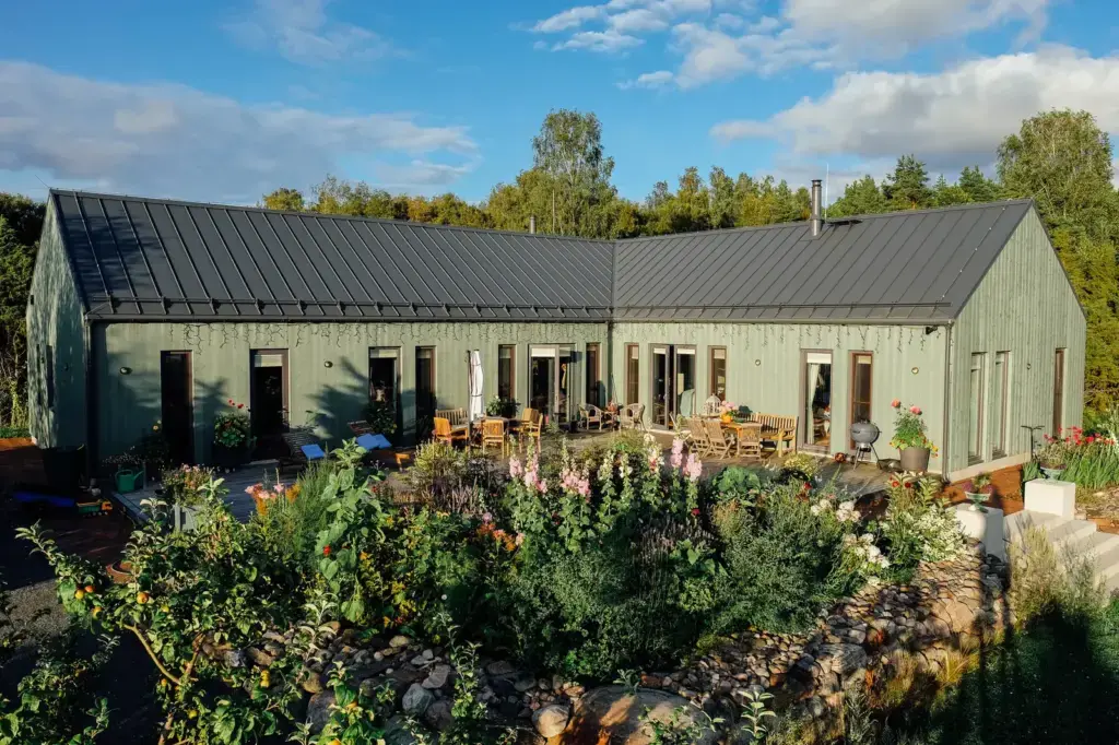 Family timber house, Parnumaa