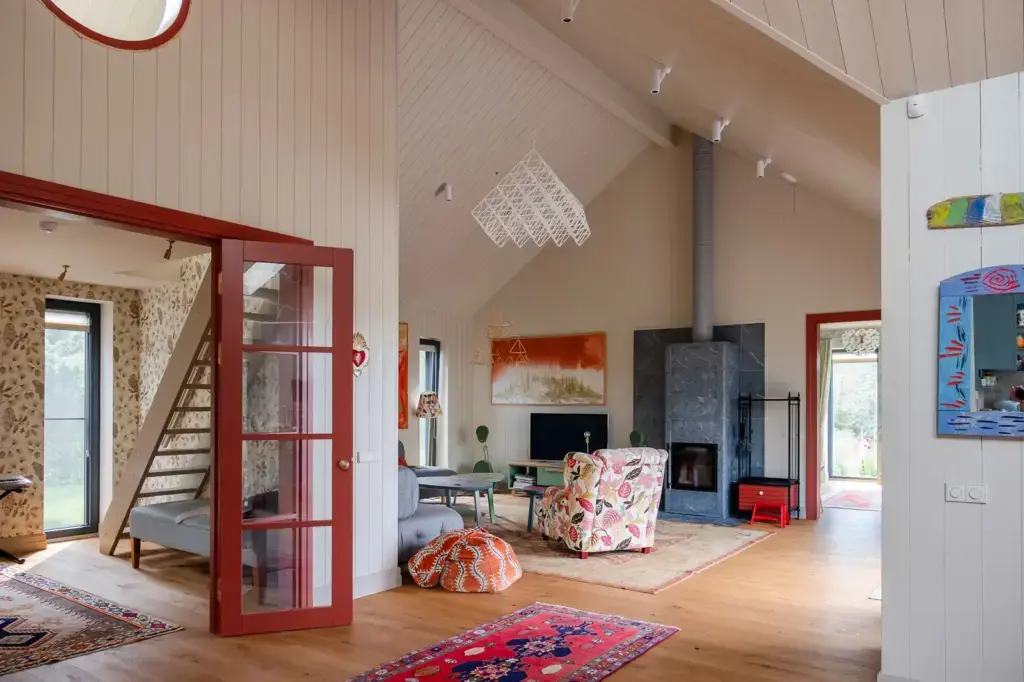 Family timber house, Parnumaa